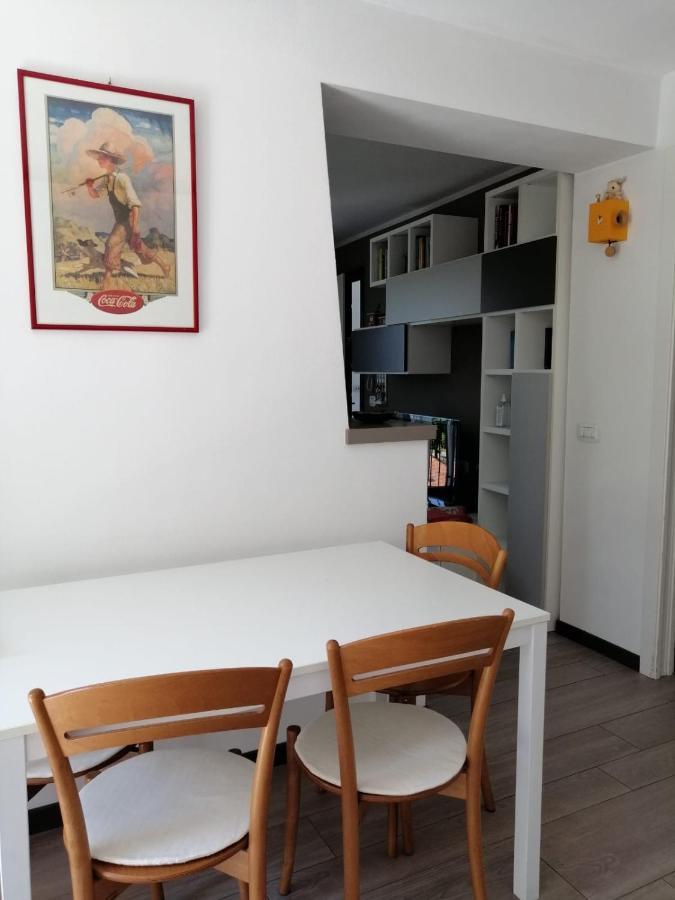 Casa Vittoria Apartment Dervio Exterior photo
